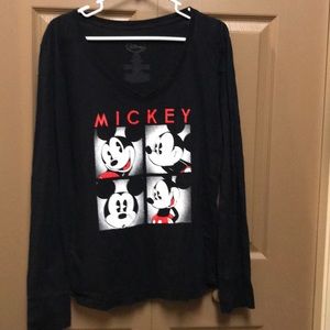 V neck long sleeves shirt Mickey